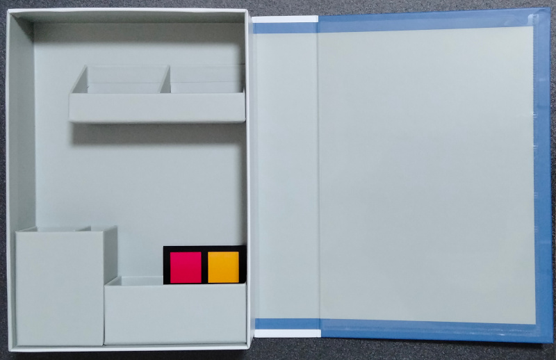 キングファイル型デスクトップ収納ボックス（モノマスター 2022年3月号付録）